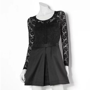Princess Vera Wang Juniors Lace Fit & Flare Dress – Size 5